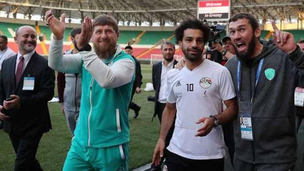 Le président tchétchène Kadyrov avec la star égyptienne Mohamed Salah.