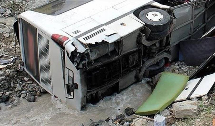 Afrique du Sud: un bus chute d’un pont faisant plus de 45 morts