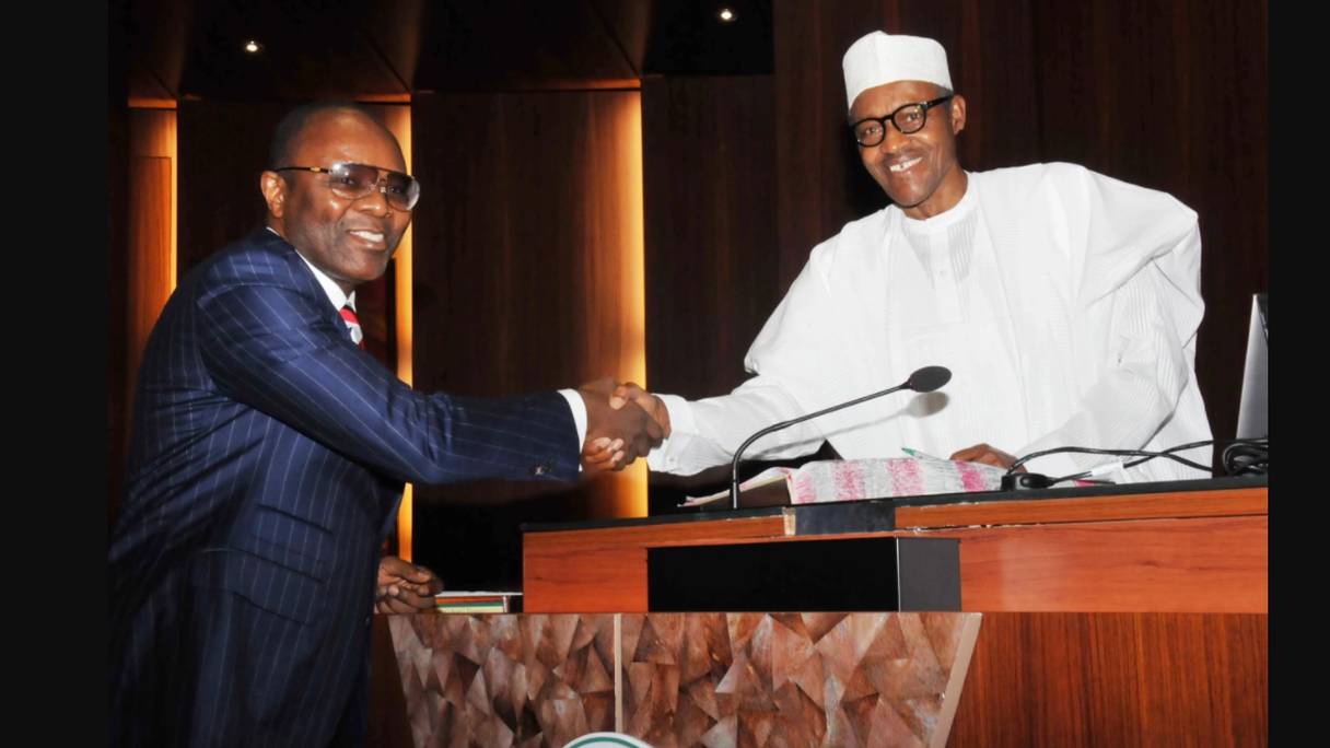Muhammadu Buhari a rencontré son secrétaire d'Etat au Pétrole au sujet de ce scandale.