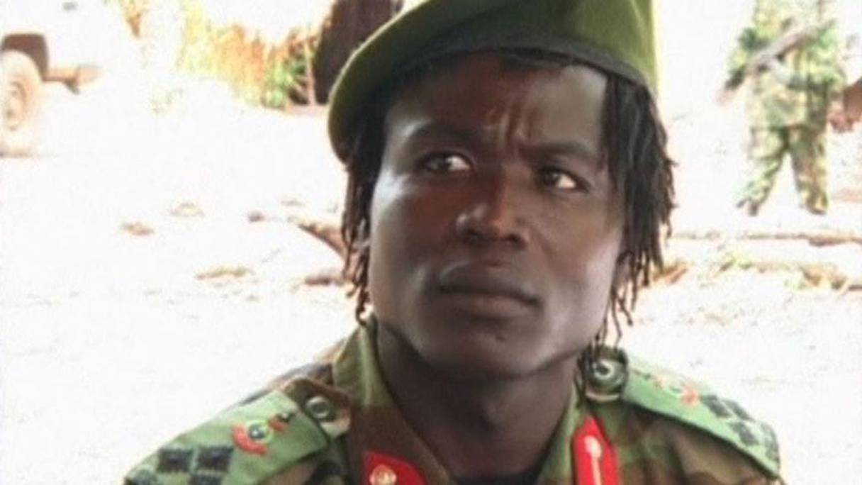 C'est le procès de la guerre tout court, car Dominic Ongwen a été enlevé à l'âge de 11 ans par l'Armée de révolution du Seigneur (LRA).