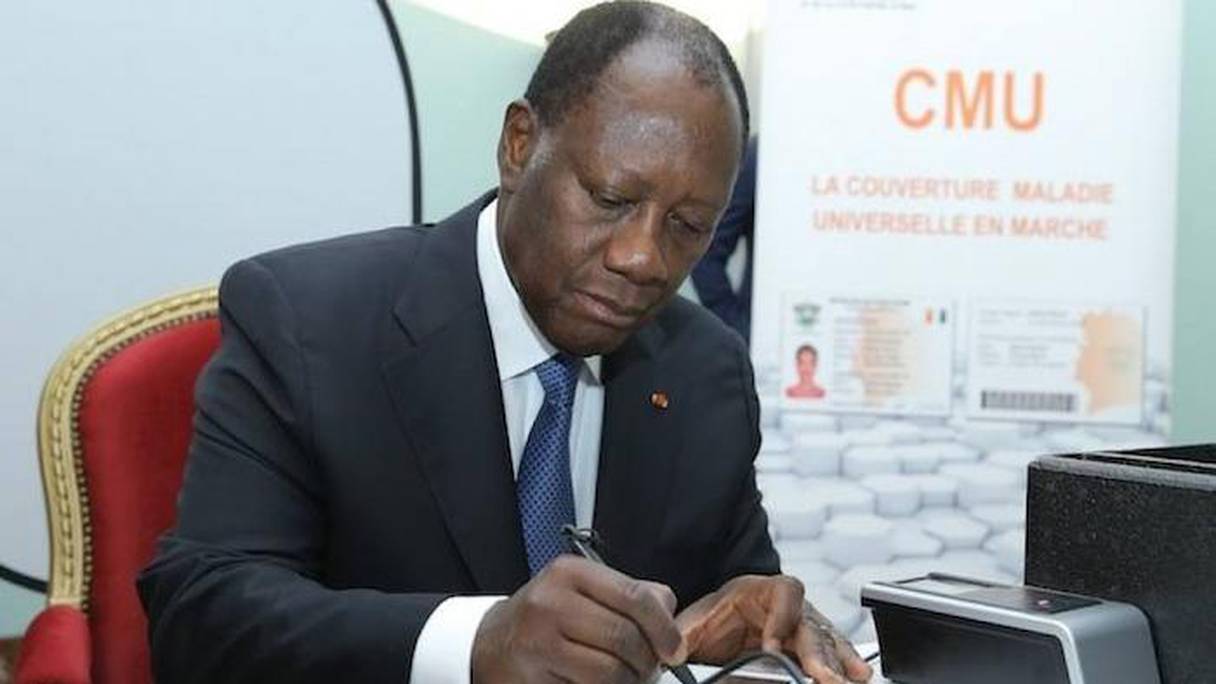 Le lancement de la CMU a débuté par l'enrôlement du Président Ouattara.