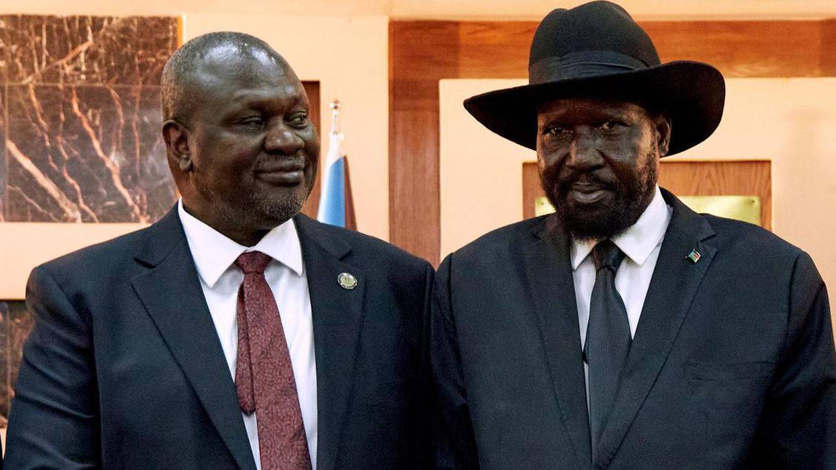 Le président Salva Kiir (à droite) et le vice-président Riek Machar.