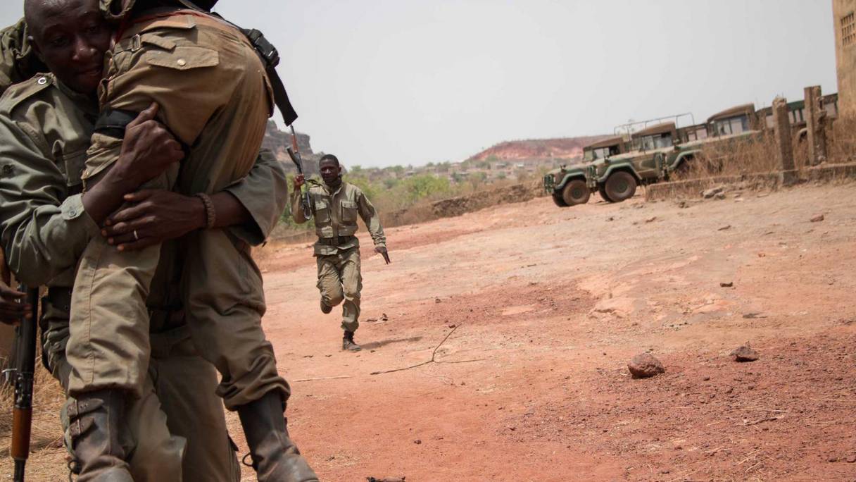 Les forces armées maliennes (FAMA) continuent de payer un lourd tribut à cause des incessantes attaques des groupes armés de toutes sortes. 