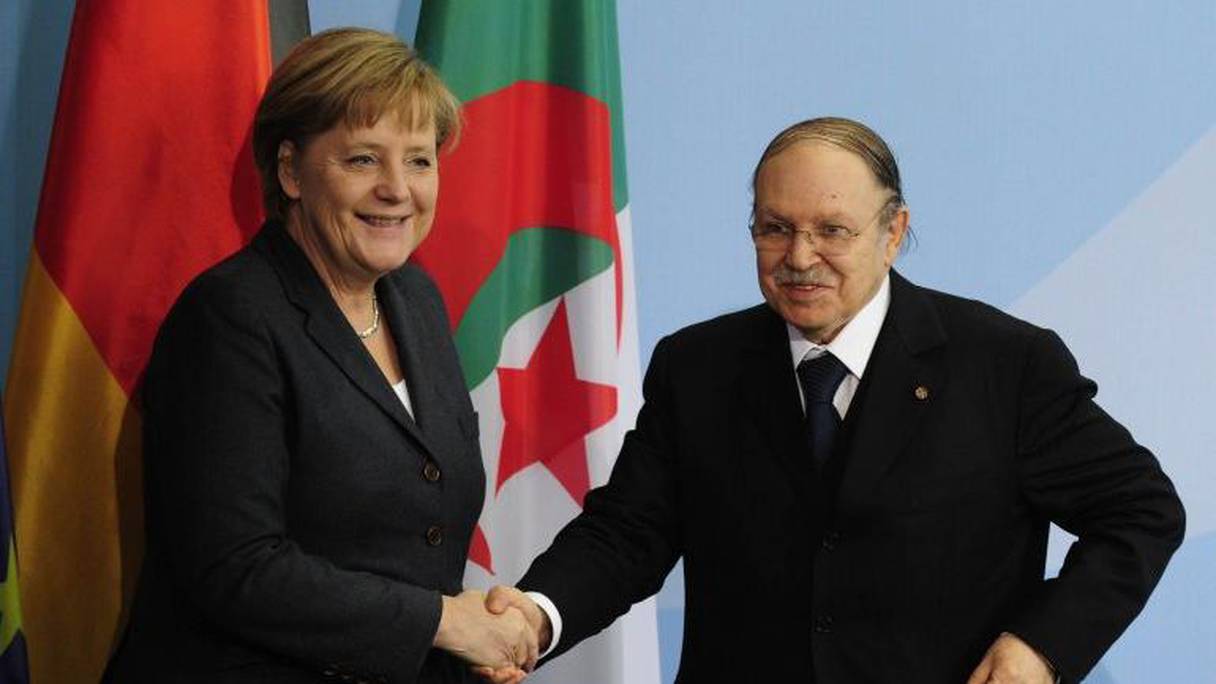 Angela Merkel et Abdelaziz Boutelika, lors d'une rencontre à Berlin avant l'AVC qui cloué le président algérien sur fauteuil roulant. 