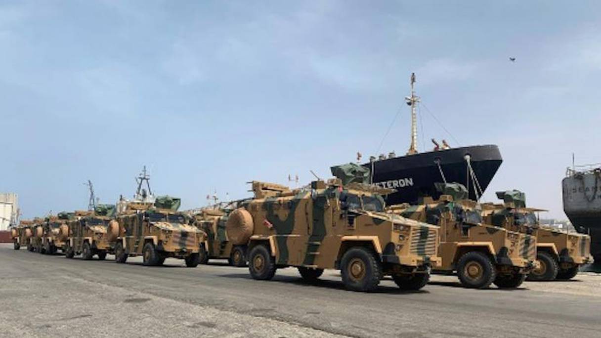 Photo montrant des blindés turcs prétendument arrivés à Tripoli en Libye, postée sur la page Facebook du bureau média de la contre offensive du GNA le 18 mai 2019 | Media Bureau of "Volcano of Anger" operation/AFP | -