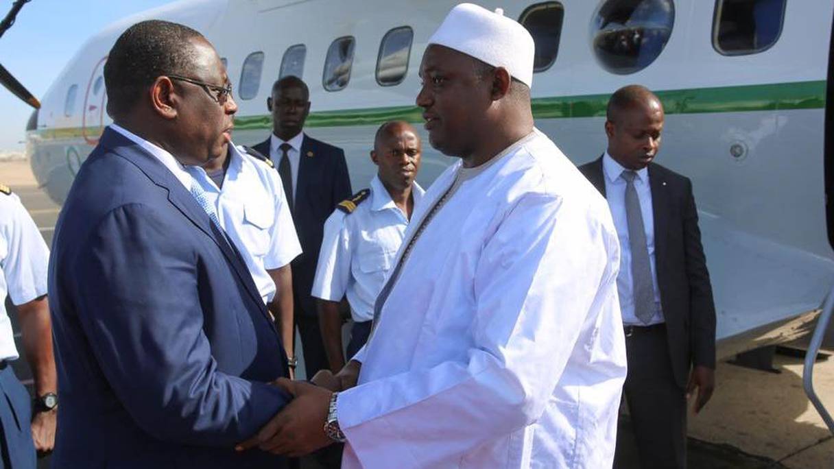 Le président Macky Sall en compagnie du président Adama Barrow