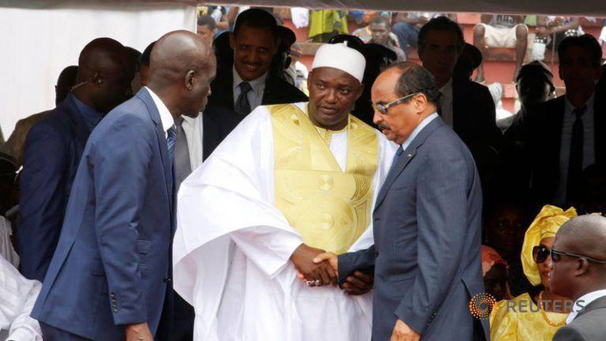 Le président gambien Adama Barrow et le président mauritanien Mohamed Ould Abdel Aziz.