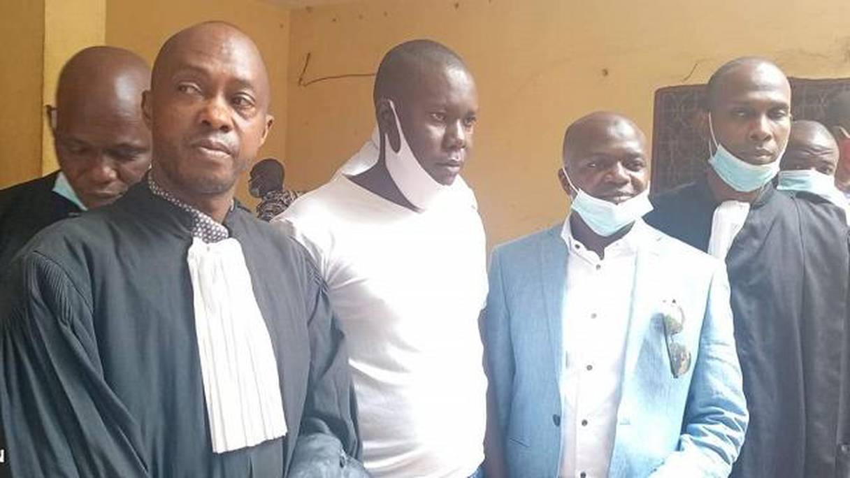 Souleymane Condé et Youssouf Diabaté et leurs deux avocats.