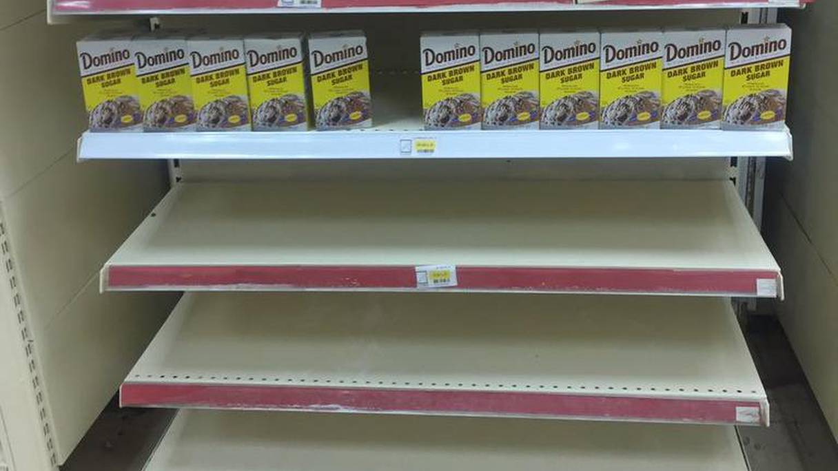 Le rayon sucre d'un supermarché égyptien, photo postée par un twitto. 