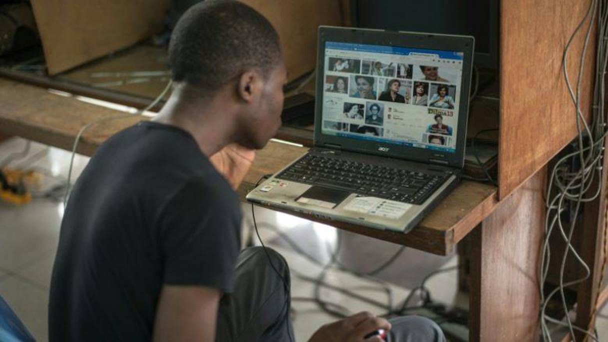 Les réseaux sociaux font l'objet de censure régulière en RD Congo et la presse en ligne pourrait suivre.