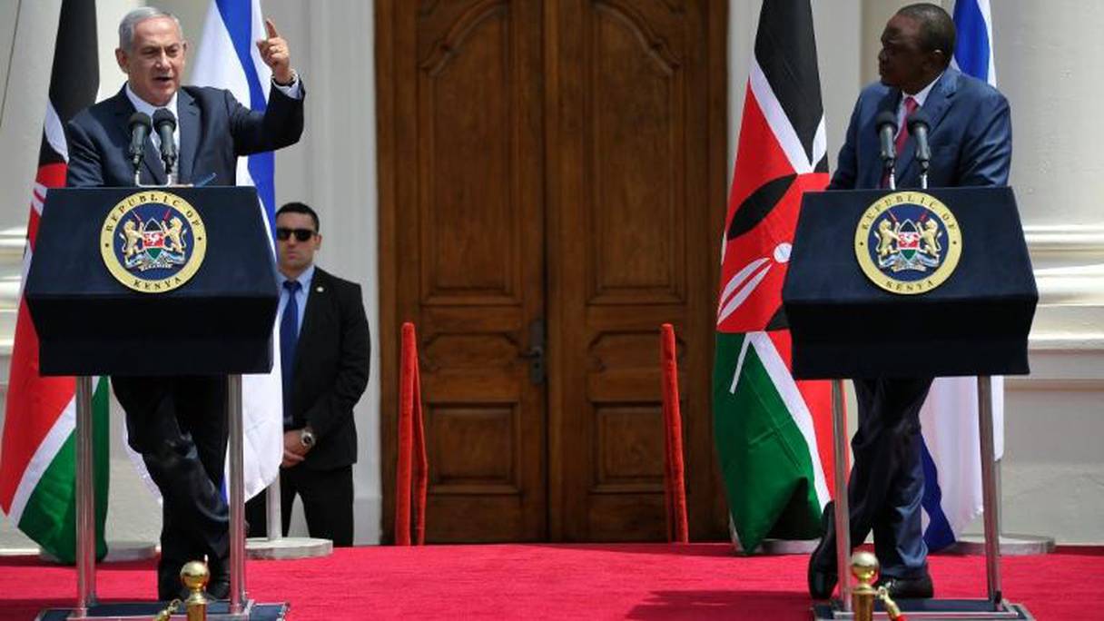 Le Premier ministre israélien Benjamin Netanyahu et le président du Kenya Uhuru Kenyatta, le 5 juillet 2016 à Nairobi 
© AFP SIMON MAINA
