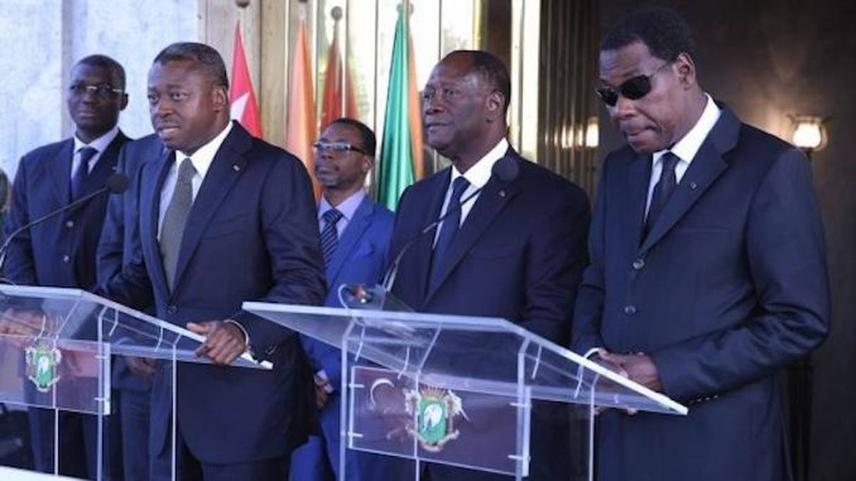 De gauche à droite: les présidents Faure Gnassingbé (Togo), Alassane Ouattara (Côte d'Ivoire) et Boni Yayi (Bénin) à Abidjan. 
