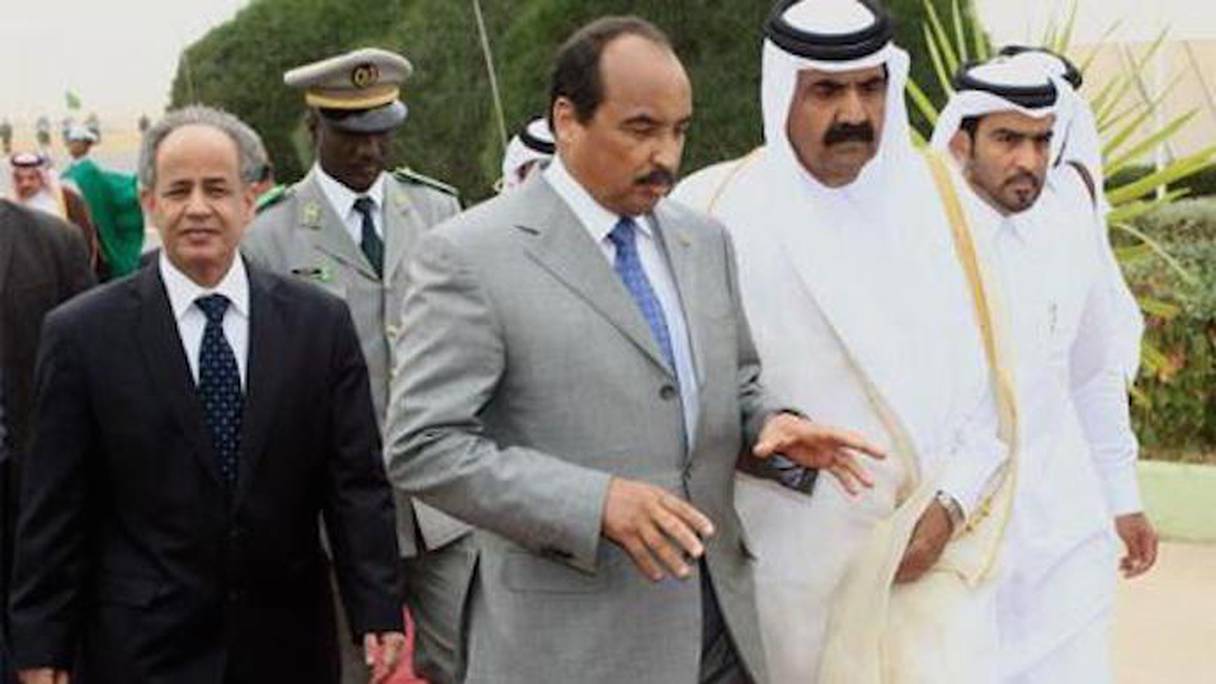 L'ex-président mauritanien Mohamed ould Abdel Aziz et l’ancien émir du Qatar Hamed Ben Khalifa Al Thani.