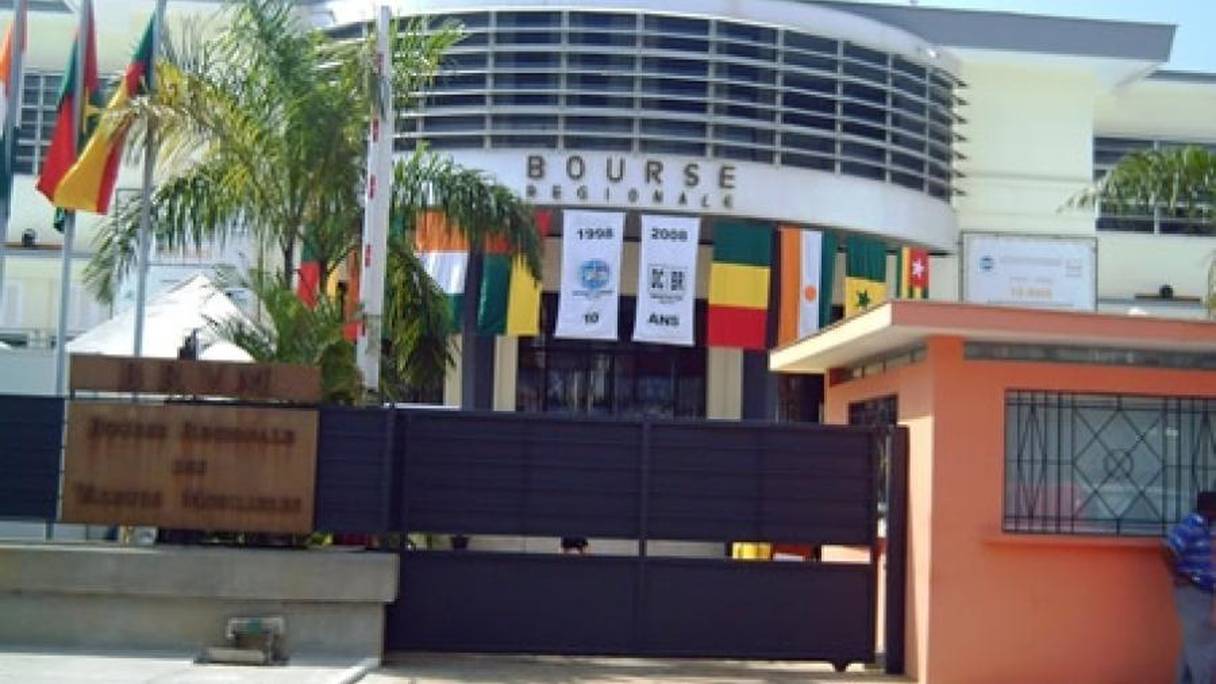 Siège de la Bourse régionale des valeurs mobilières (BRVM) à Abidjan.