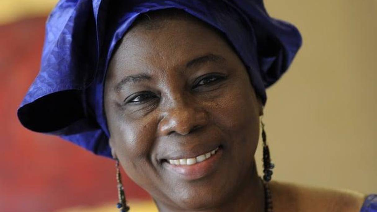 Isatu Touray, vice-président de la Gambie, testée positive. 