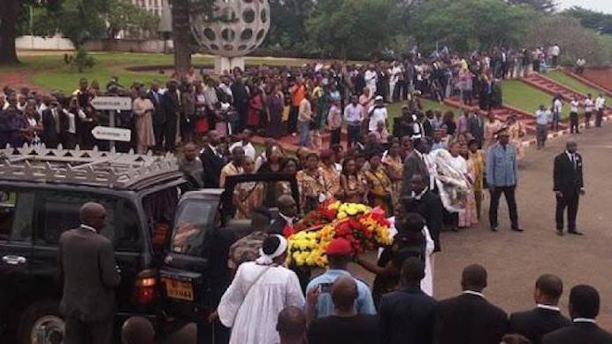 Les veillées funèbres interdites à Yaoundé (Cameroun). 