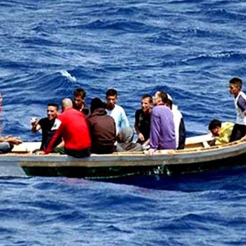 Les corps de 10 migrants algériens repêchés et 500 haragas sauvés