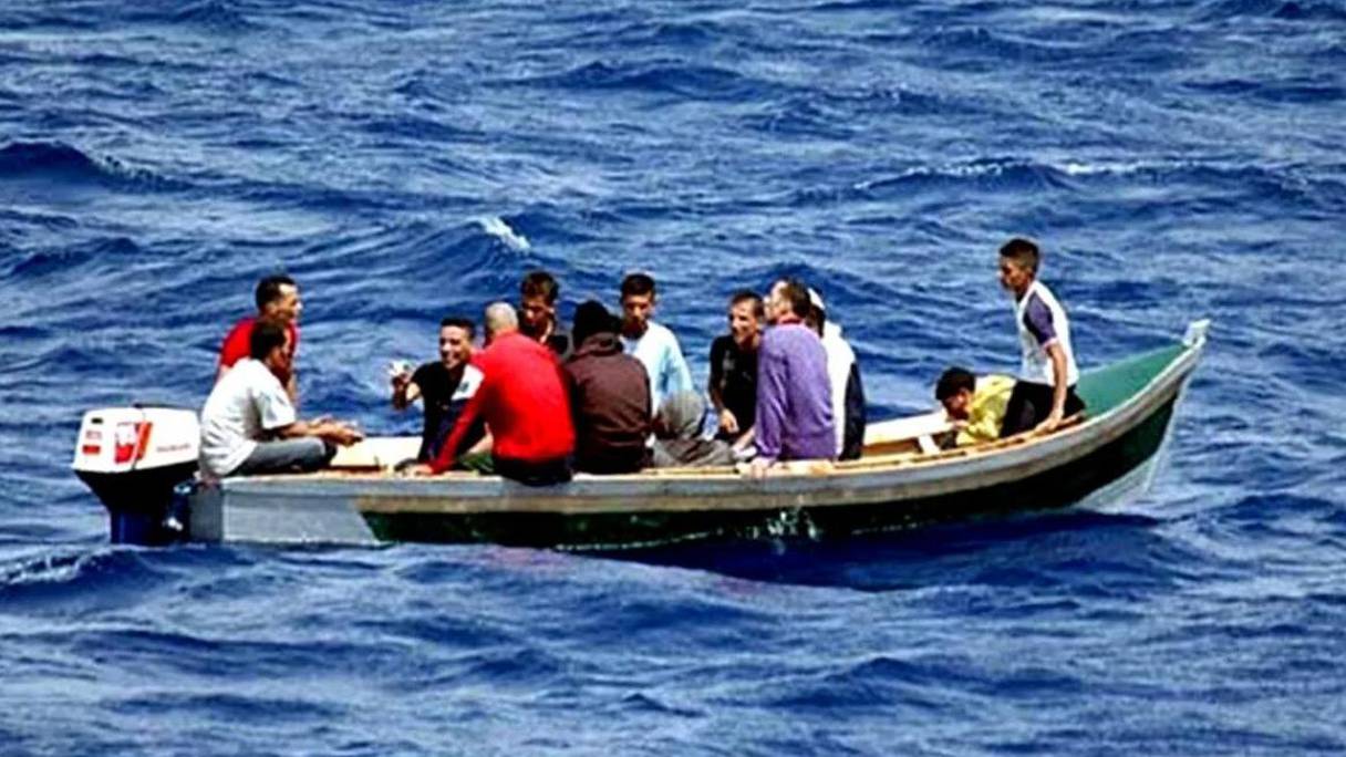 Près de 500 migrants algériens ont été sauvés en quelques heures.