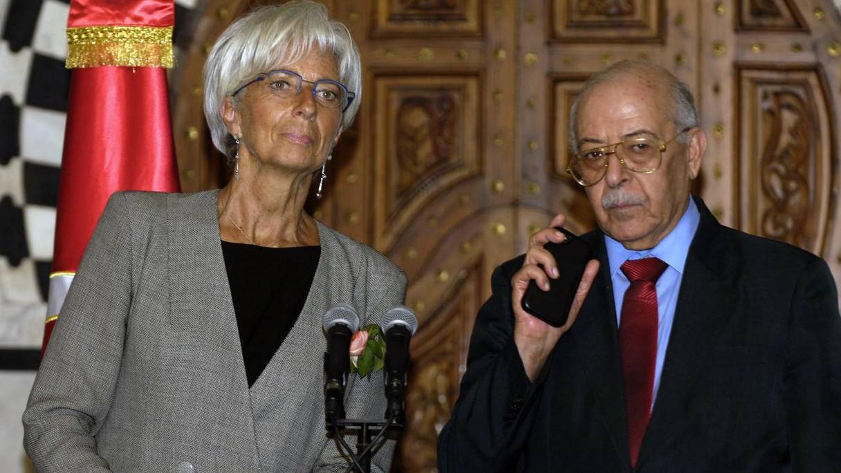 La directrice générale du Fonds monétaire international (FMI), Christine Lagarde, et le gouverneur de la Banque centrale tunisienne (BCT), Chedly Ayari.