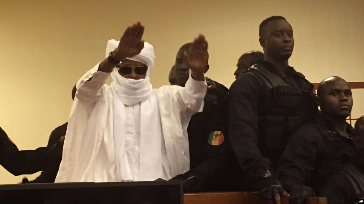 Hissène Habré, ancien président tchadien a été condamné par les Chambres spéciales africaines et est donc un prisonnier de l'Union africaine. 