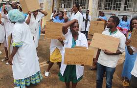 Cameroun, infirmiers, santé, grève