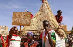manifestants burkinabè opposés à la France