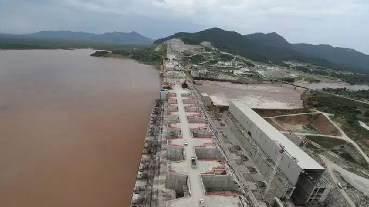 L'Ethiopie a déjà commencé le remplissage du barrage et exige la renégociation du partage des eaux du Nil qui profitent à 55% au Soudan et à l'Egypte. 