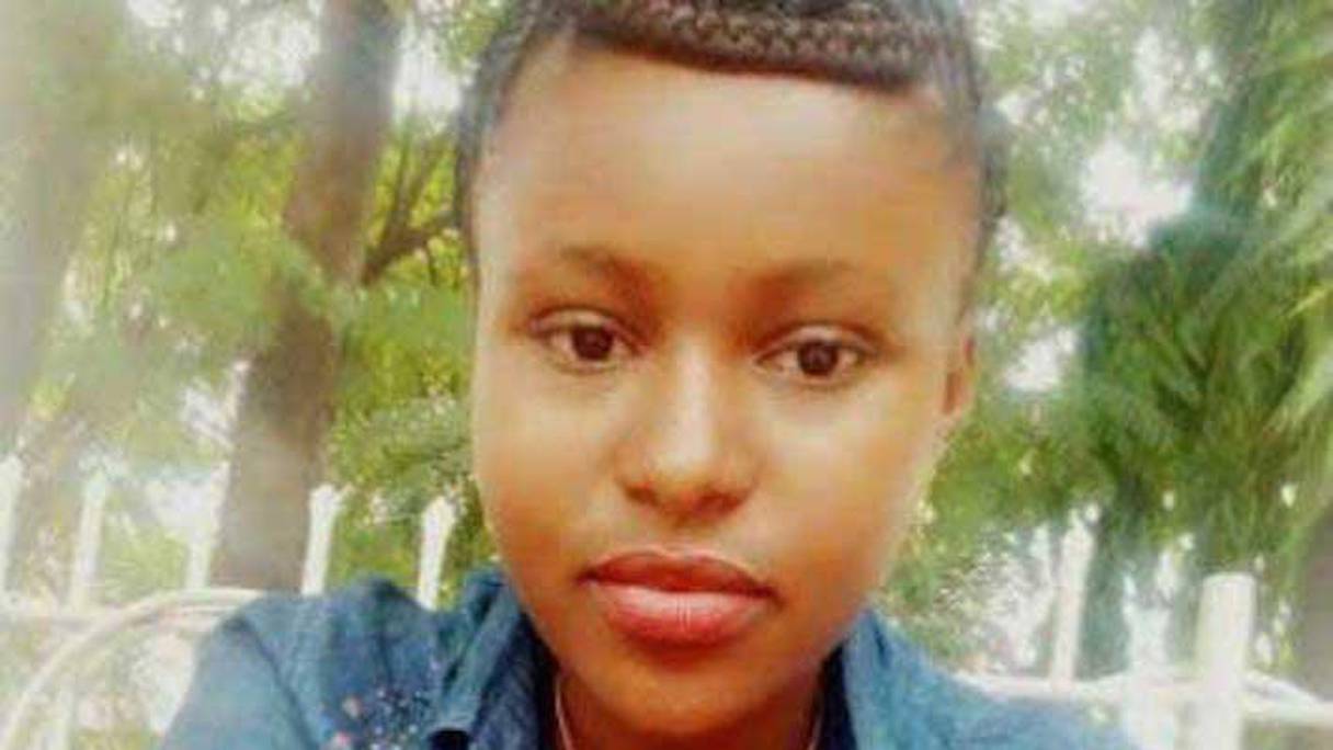 Akilina, jeune étudiante de l' Institut des transports de Tanzanie a été tuée lors d'une manifestation de l'opposition.