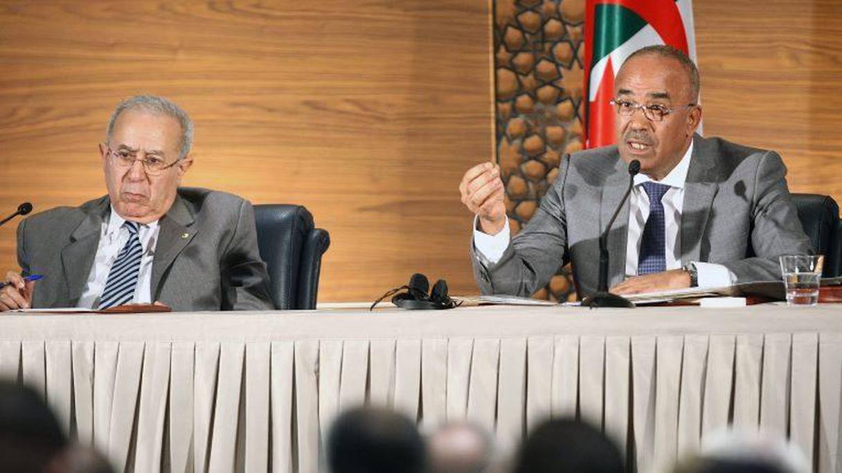 Le duo Bedoui et Lamamra peinent à recruter les ministres de leur gouvernement. 