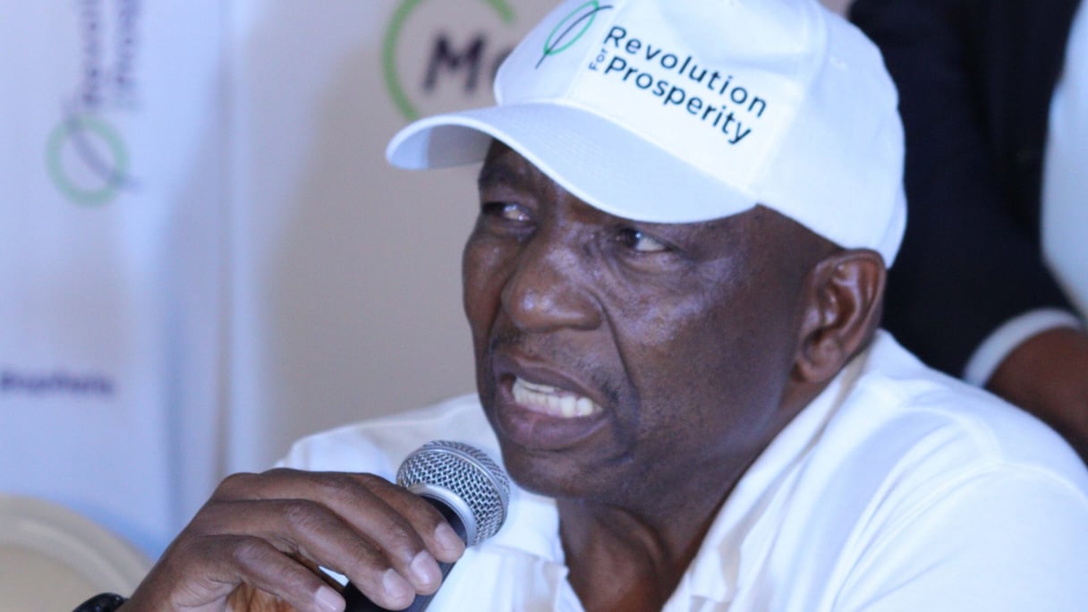 Le millionnaire Sam Matekane, 64 ans, qui a fait fortune dans les mines de diamants.