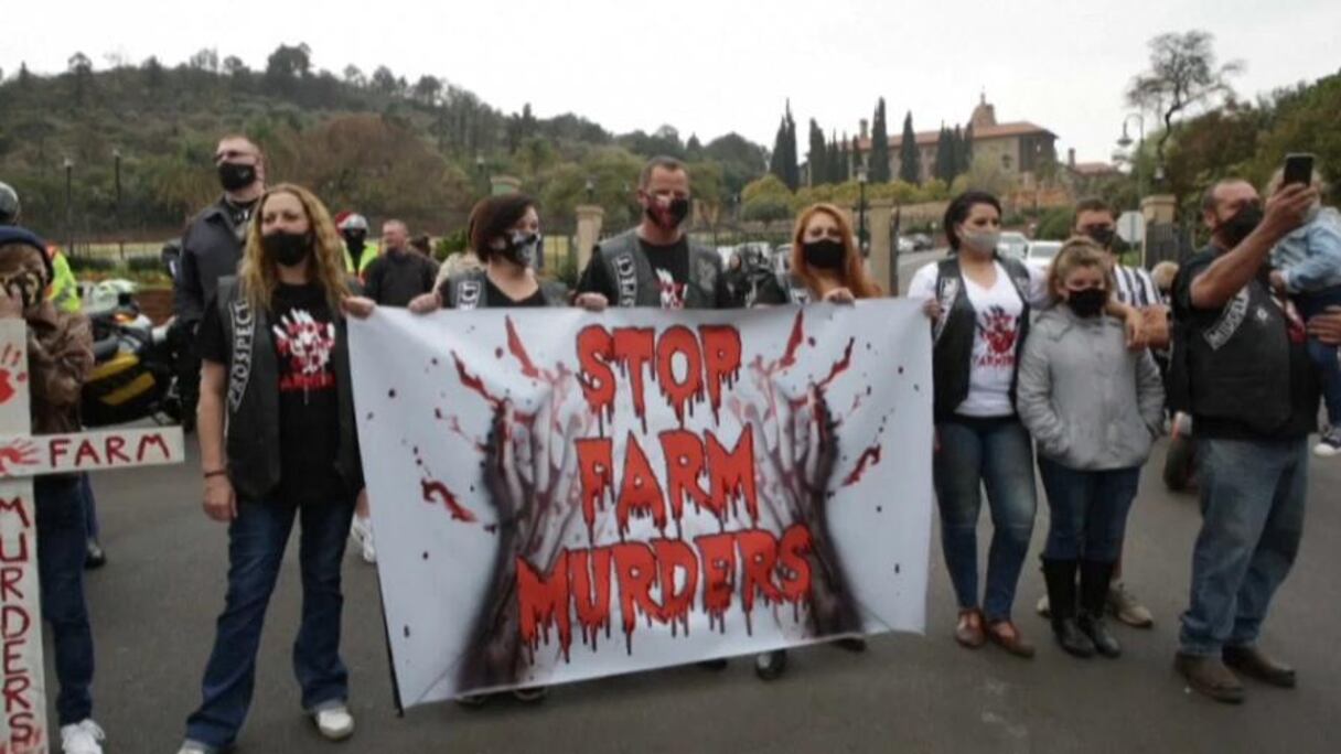 Manifestation contre les meurtres de fermiers blancs.