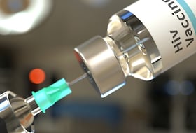 Moderna lance la phase 1 des essais pour un vaccin ARN messager contre le VIH.