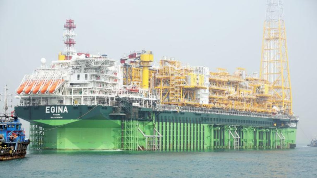 Egina: ni bateau, ni usine, une ville pétrolière flottante