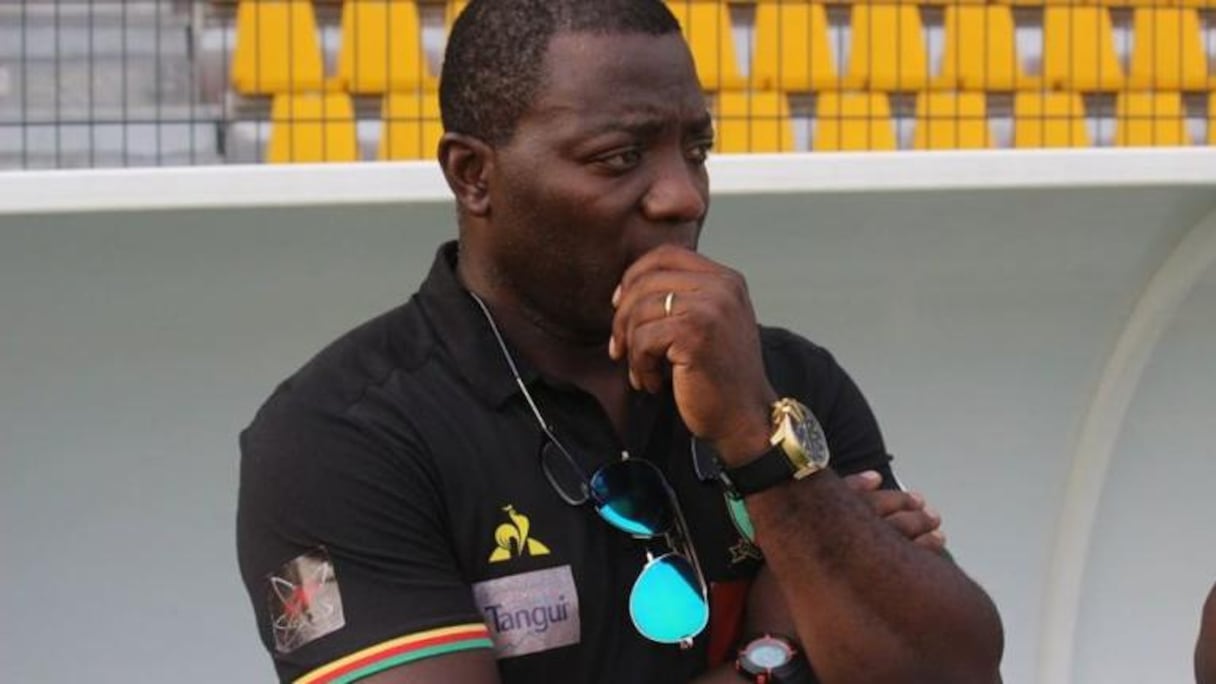 Yves Clément Arroga a été remercié à trois mois de la compétition qu'organise le Cameroun.
