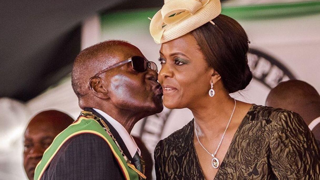 Se compatriotes la surnomment Gucci Grace pour ses goûts de luxe, mais Prada Grace lui irait tout aussi, car "Le Diable s'habille en Prada".