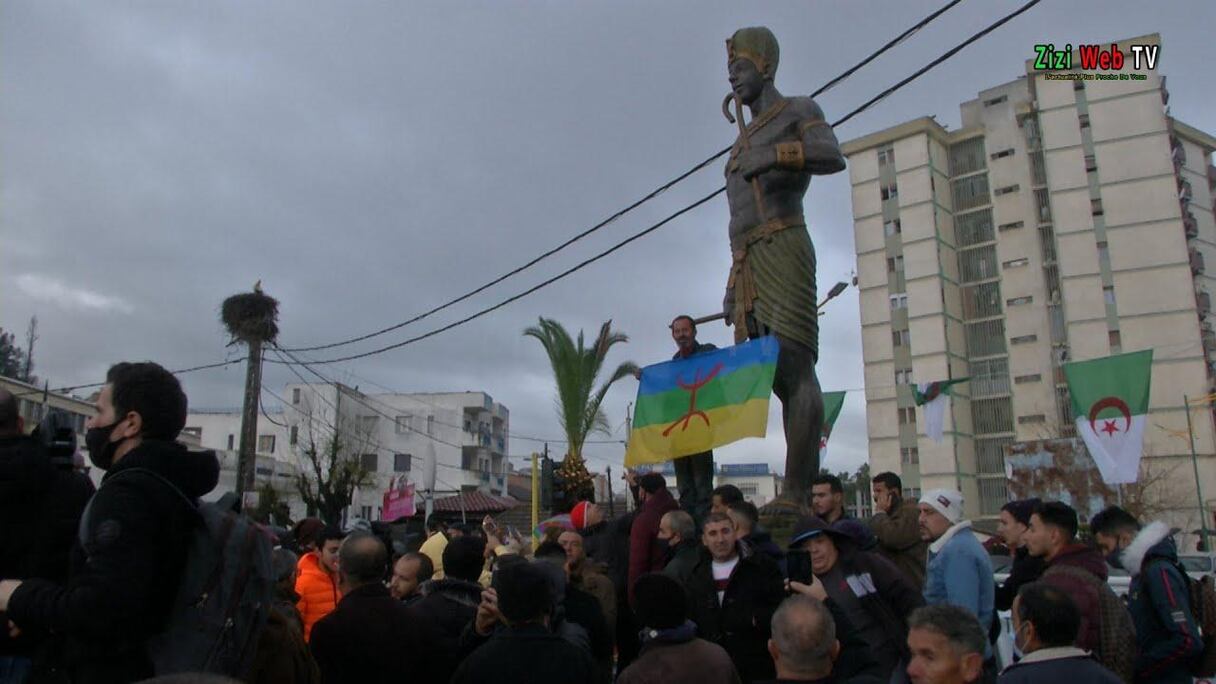La statue de Shashnaq 1er inaugurée à Tizi Ouzou à l'occasion du nouvel an 2971 amazigh.
