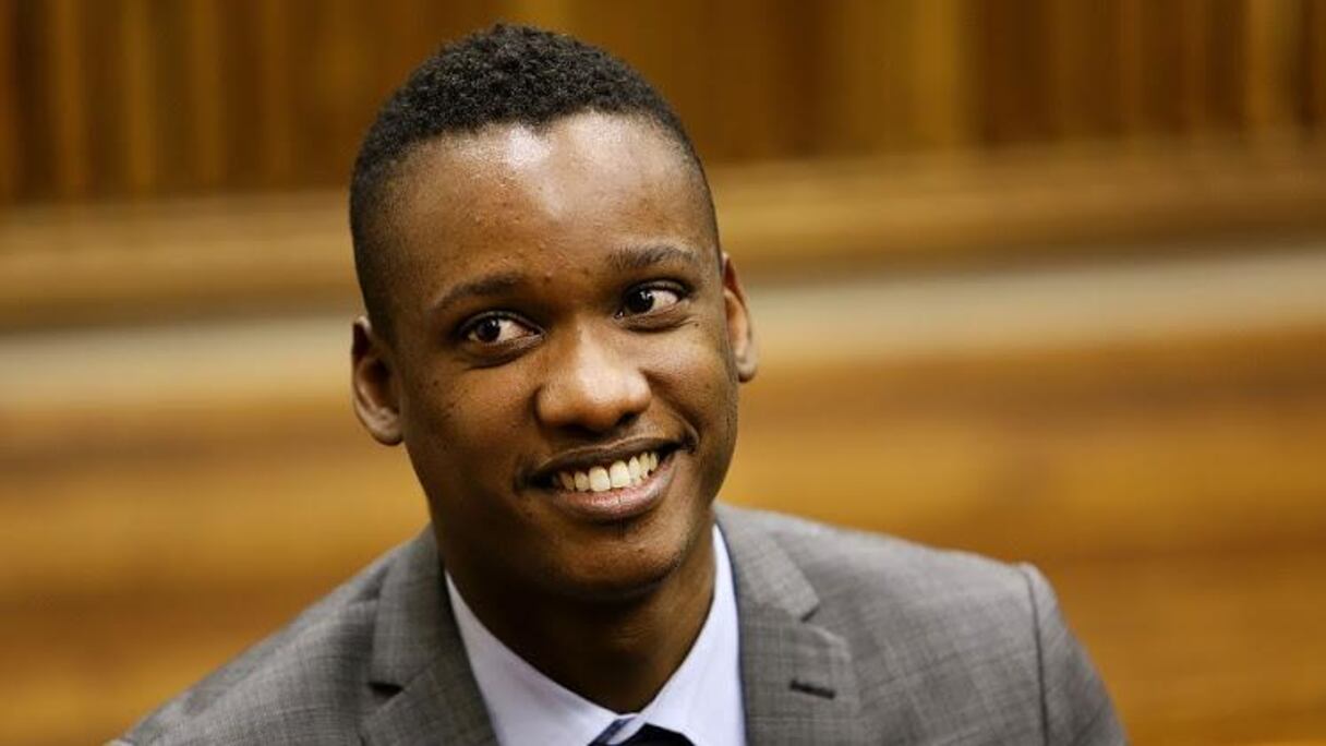 Duduzane Zuma, le fils de Jacob Zuma a été inculpé pour corruption avant d'être libéré sous caution.