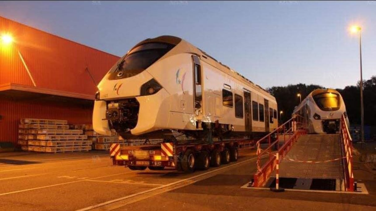 Les rames du train express régional commencent à être livrées.