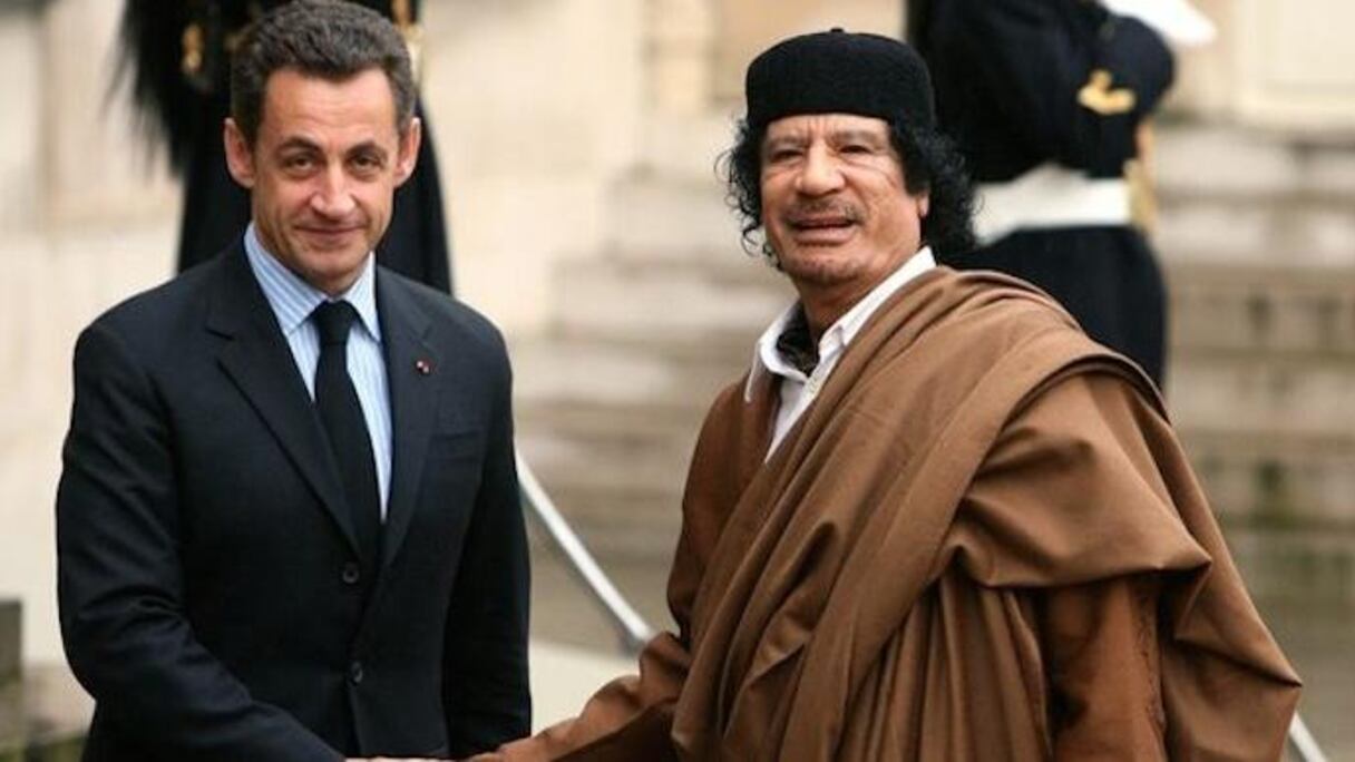 Sarkozy et Kadhafi.