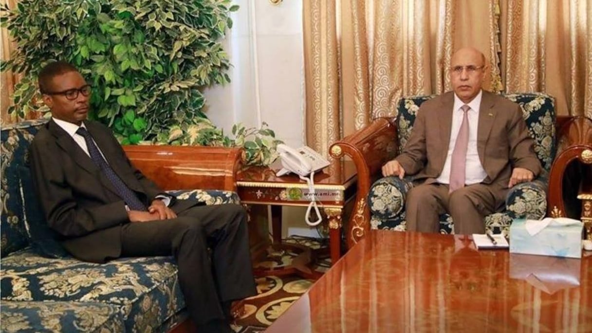 Le président mauritanien, Mohamed ould Cheikh El Ghazouani, et Mohamed ould Bilal, nouveau Premier ministre.