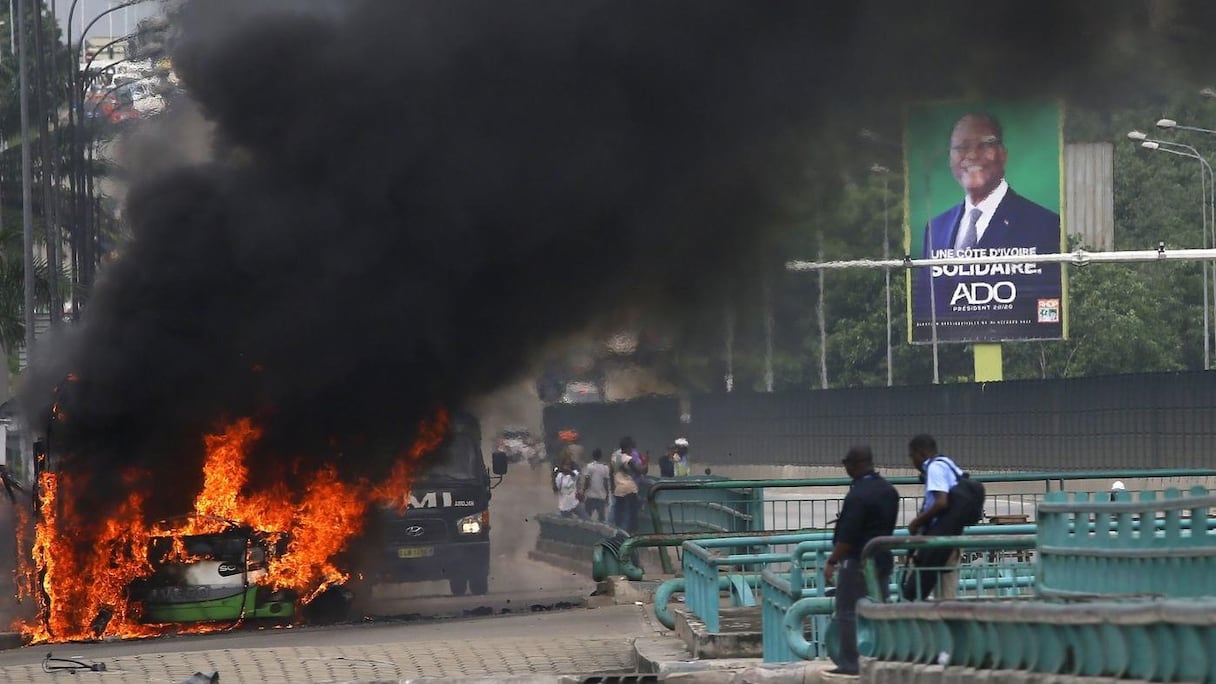 Violences à Abidjan à la veille d'une élection à risque.
