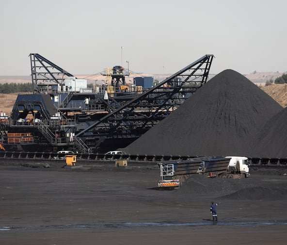 Exploitation du charbon destiné à la centrale électrique de Kusile en Afrique du Sud