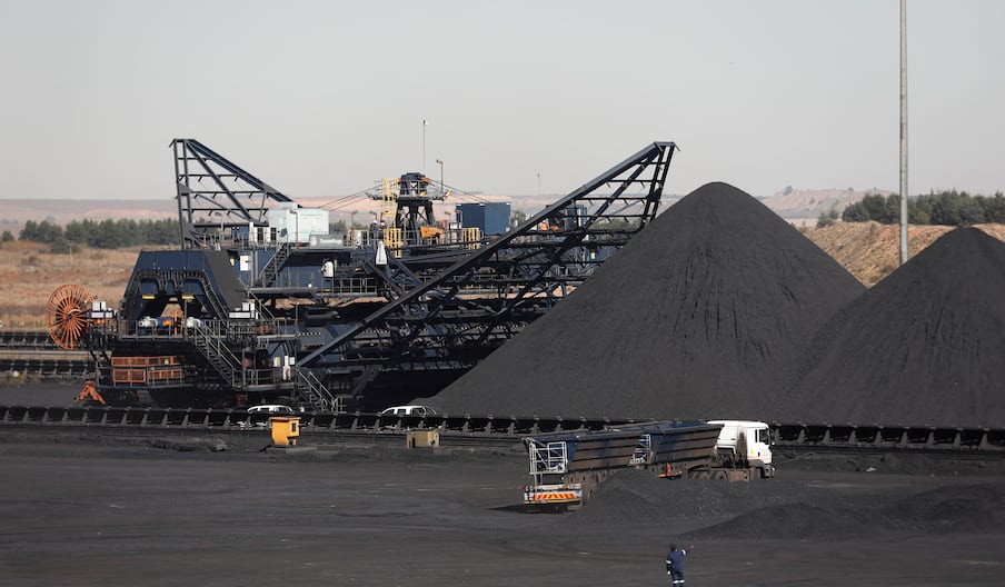 Exploitation du charbon destiné à la centrale électrique de Kusile en Afrique du Sud