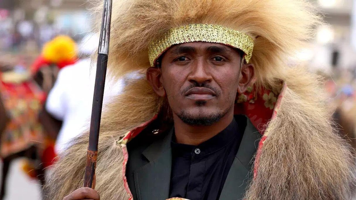 Le chanteur éthiopien Hachalu Hundessa, ici en costume traditionnel oromo à Addis-Abeba, en mars 2019, a été tué par balle le 29 juin 2020.