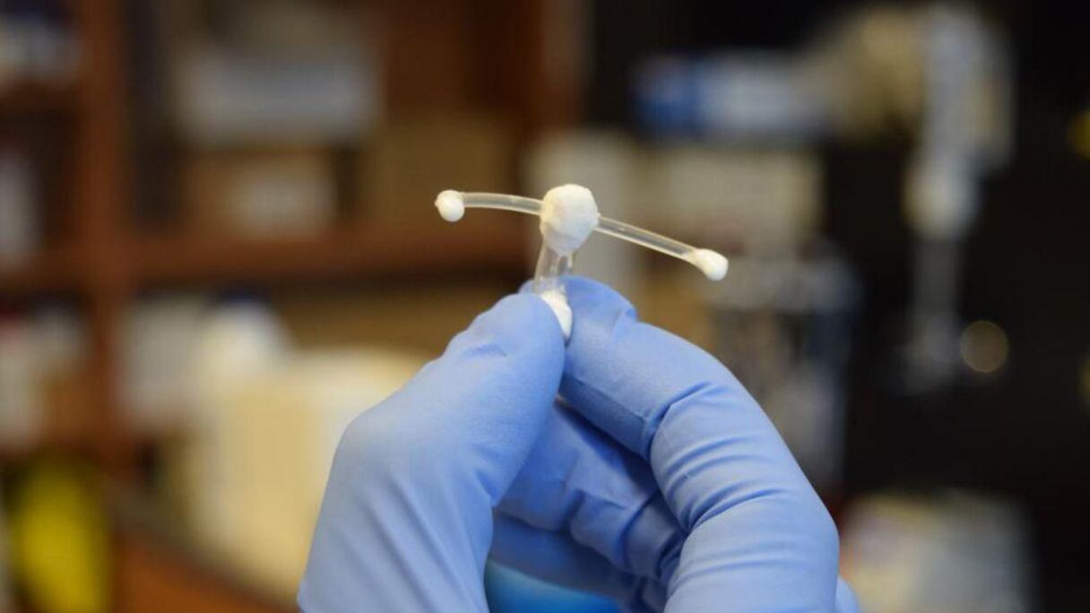 Un implant vaginal.