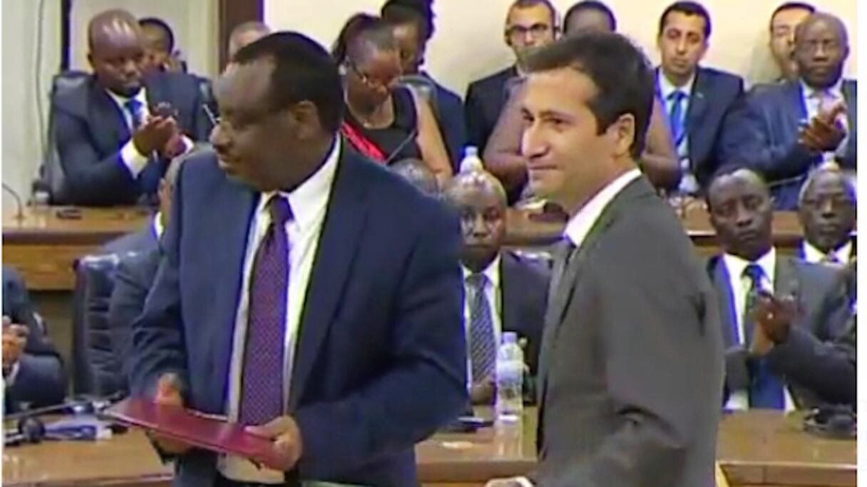 Claver Galete, ministre rwandais des Finances et de la planification économique, et Mohamed Benchaaboun, PDG du Groupe Banque Populaire.