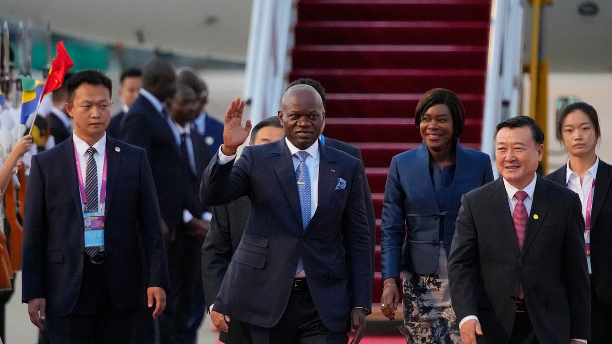 Arrivée à l'aéroport de Beijing du président congolais Brice Oligui Nguema, le 1er septembre 2024