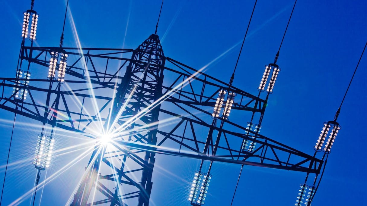 Une ligne à haute tension.