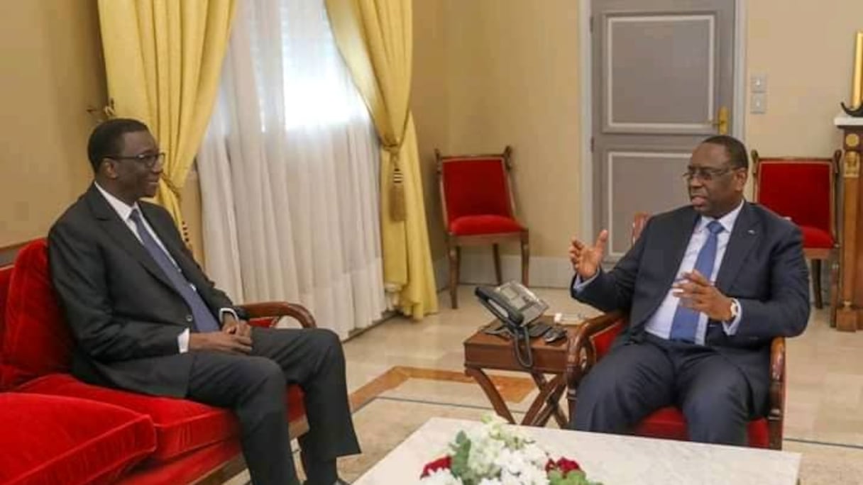 Le président Macky Sall recevant son nouveau Premier ministre.