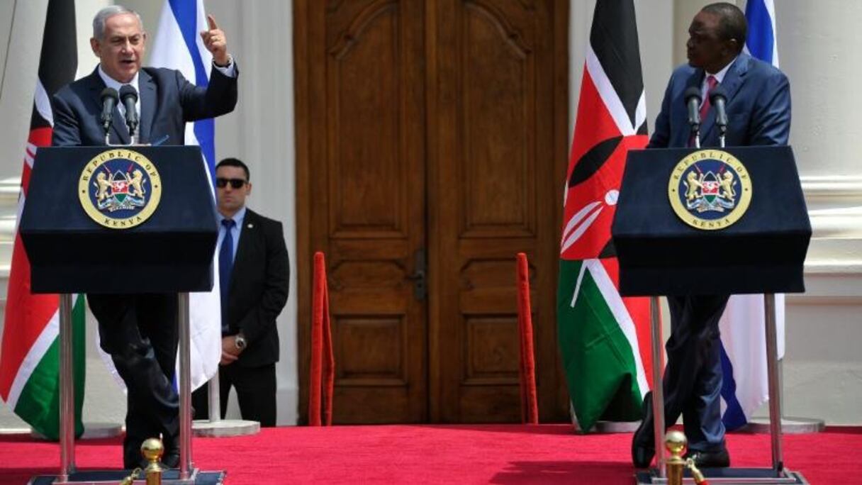 Le Premier ministre israélien Benjamin Netanyahu et le président du Kenya Uhuru Kenyatta, le 5 juillet 2016 à Nairobi 
© AFP SIMON MAINA